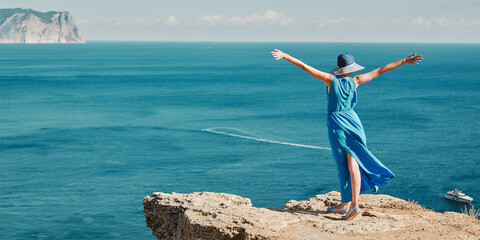 求至上励合《咬耳朵》歌词